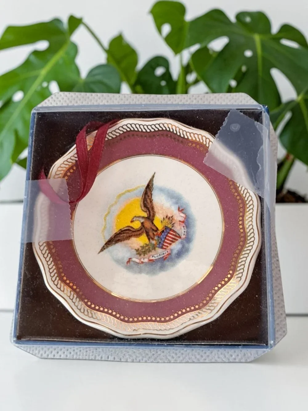 Abraham Lincoln Presidential China Porcelain Christmas Ornament w/Box 2.5